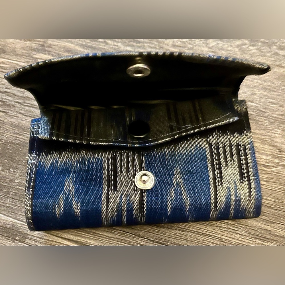 Simple Zig Zag Pattern Fabric Wallet - Multiple P… - image 4